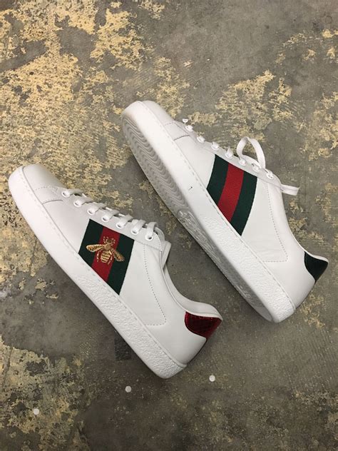 gucci sneakers ace outfits|original Gucci bee sneakers.